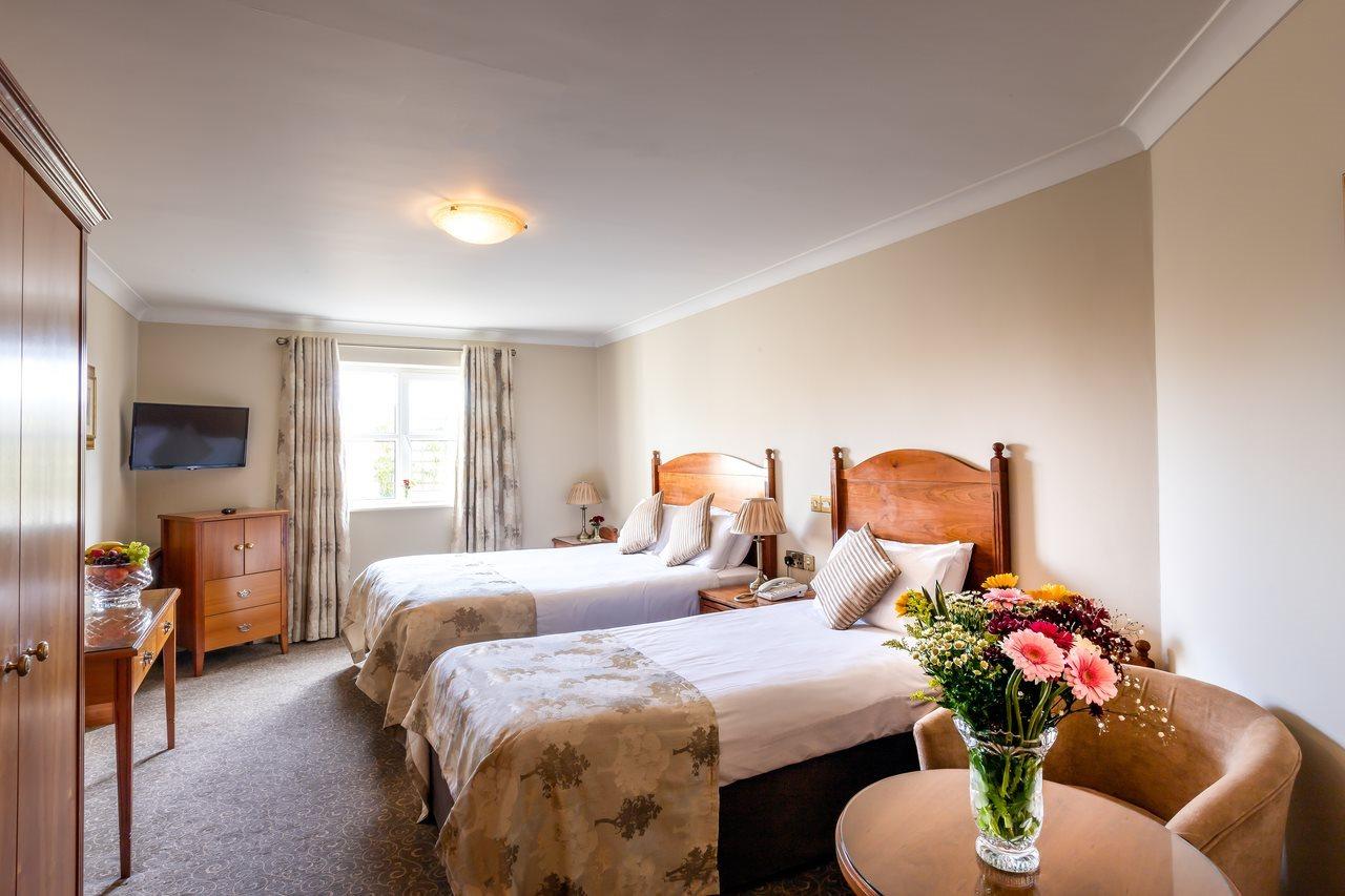 The Newgrange Hotel Navan Dış mekan fotoğraf