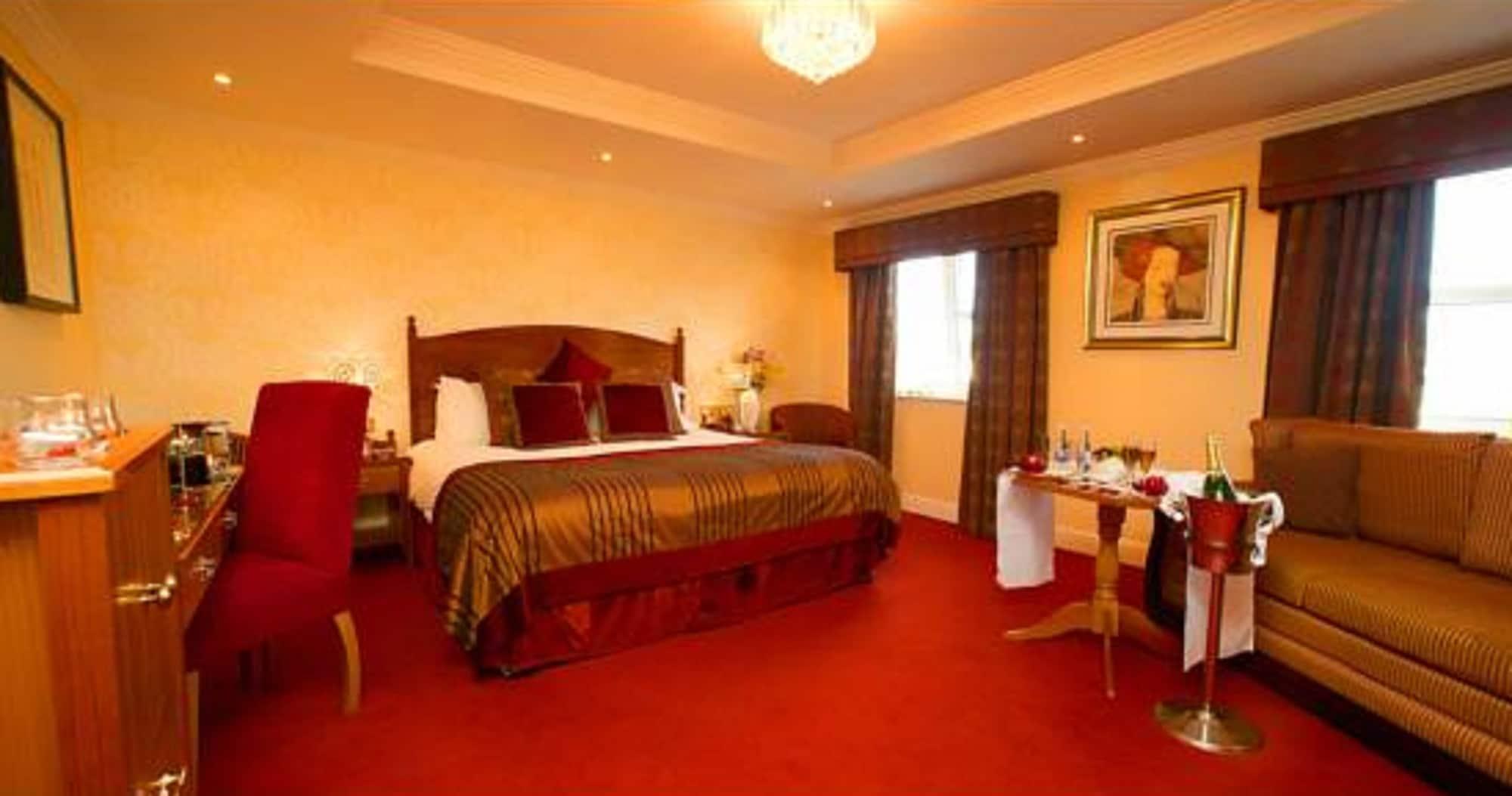 The Newgrange Hotel Navan Dış mekan fotoğraf