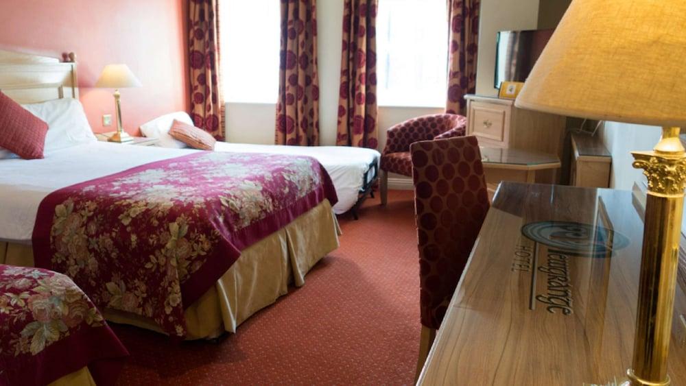 The Newgrange Hotel Navan Dış mekan fotoğraf