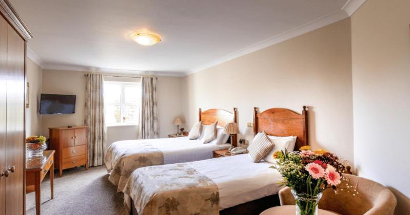 The Newgrange Hotel Navan Dış mekan fotoğraf