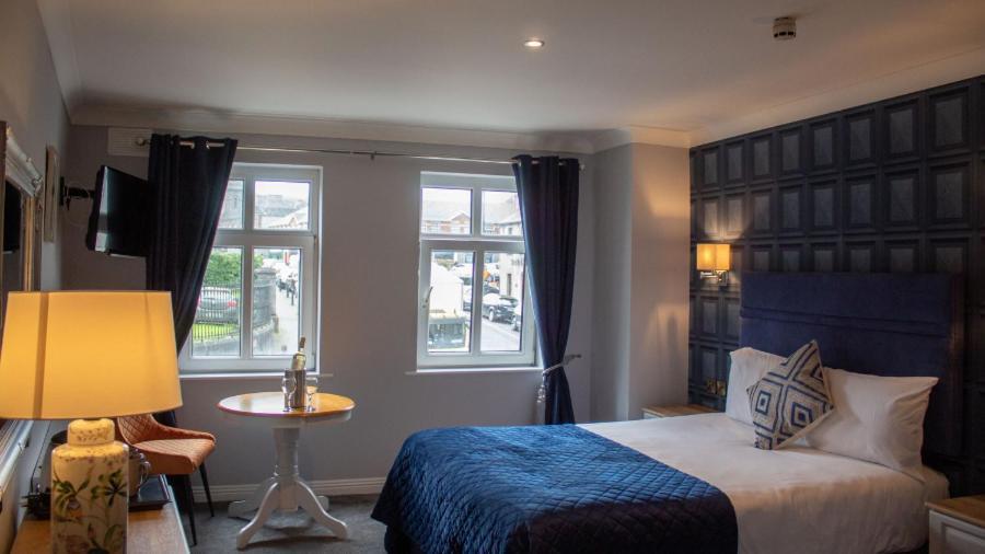 The Newgrange Hotel Navan Dış mekan fotoğraf