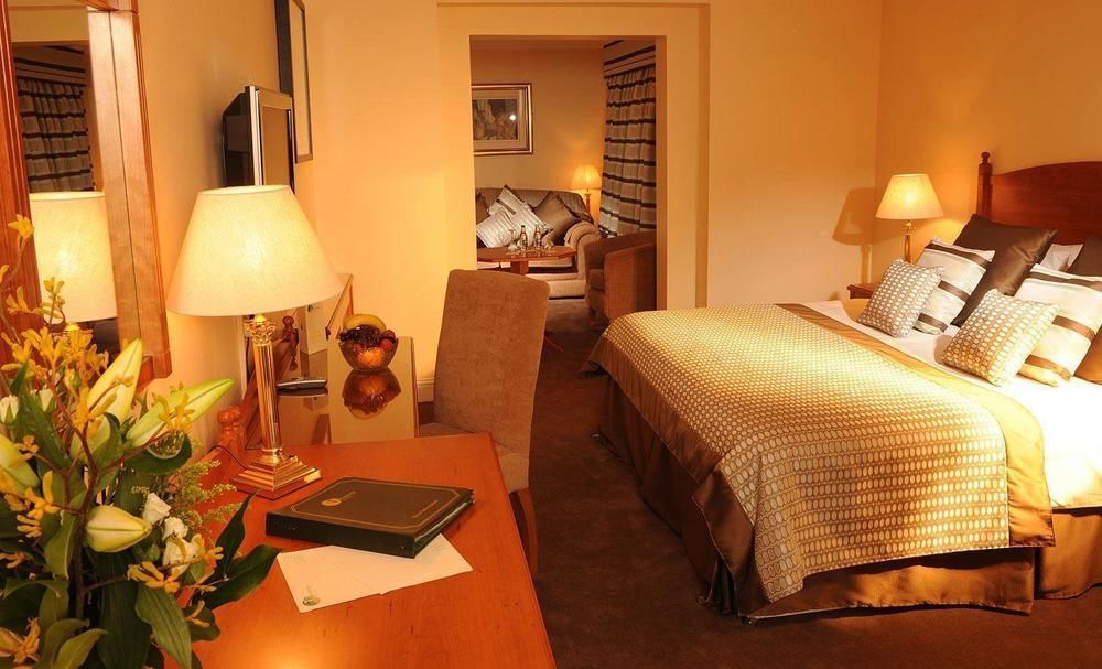 The Newgrange Hotel Navan Dış mekan fotoğraf